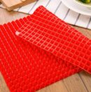 Non-Stick Silicone Pyramid Baking Mat With Grid