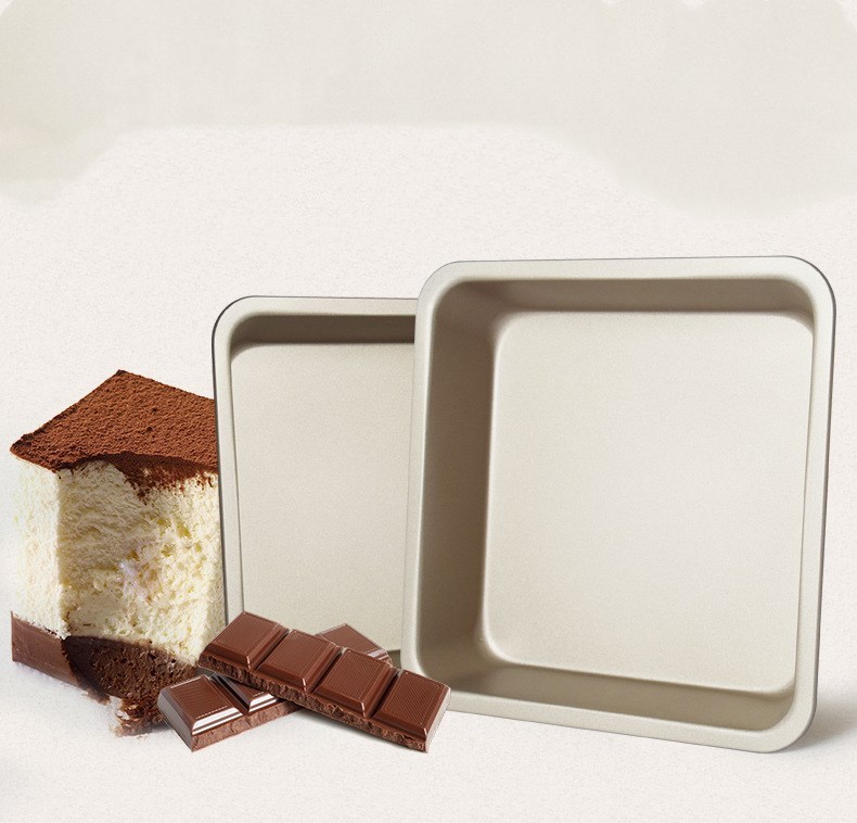 Golden Champaign Baking Set - Image 3